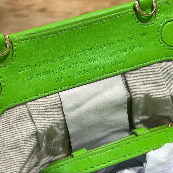 Themoire Tia Mantis Woven Clutch / Crossbody
